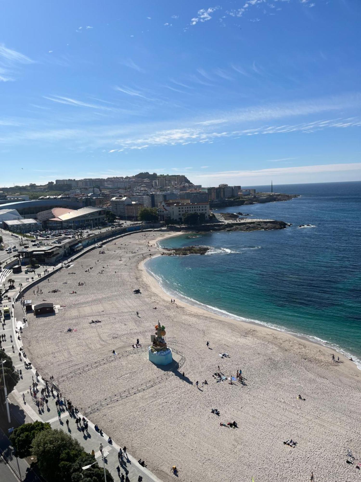 Primera Linea Playa Riazor A Coruña Exterior foto